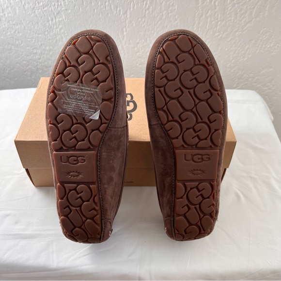 NWT, UGG Ansley slipper, Sz 11 - Picture 4 of 7